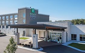 Holiday Inn Express Ludington Michigan